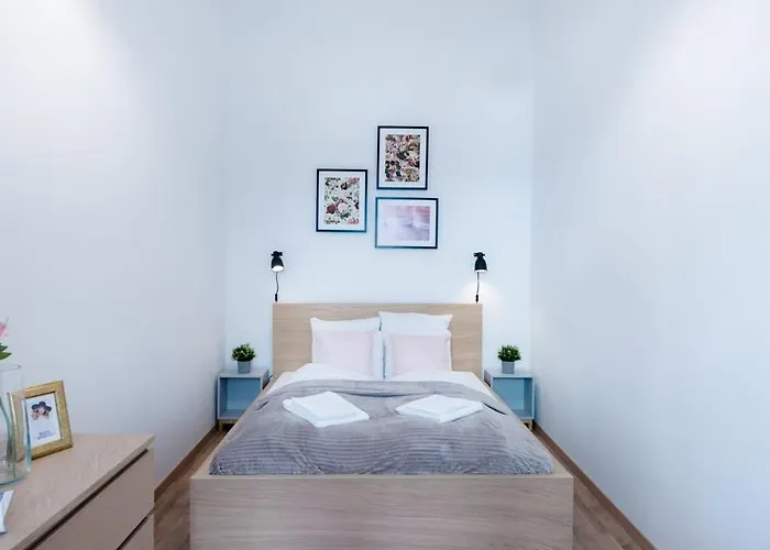 Apartamento New With Aircon At Great Location Budapeste
