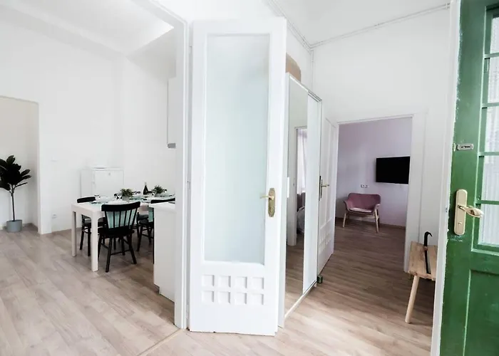 New With Aircon At Great Location Apartament *